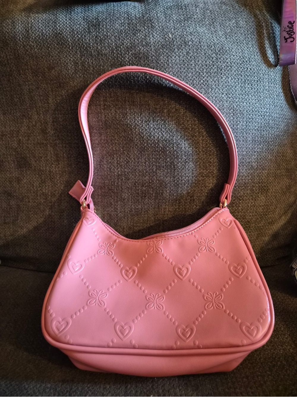 Chic Pink Quilted Shoulder Bag with Gold Chain Accent - Picture 2 of 3